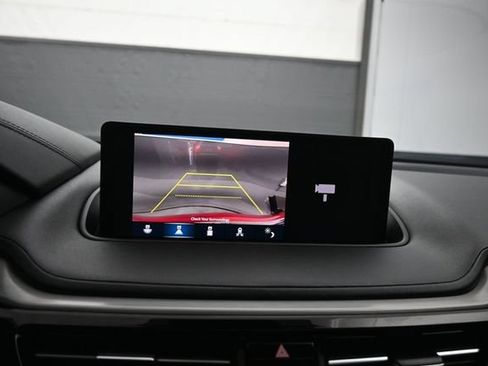 Used 2022 Acura MDX SH-AWD w/ Technology Package image 21