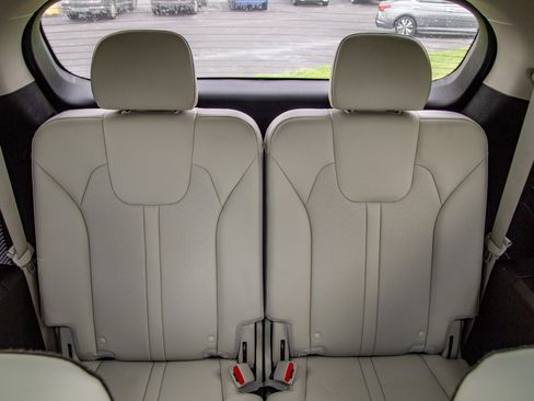 Used 2023 Kia Sorento SX image 31