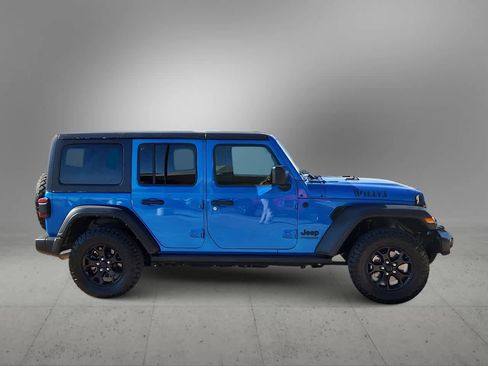 Used 2021 Jeep Wrangler Unlimited Sport image 9