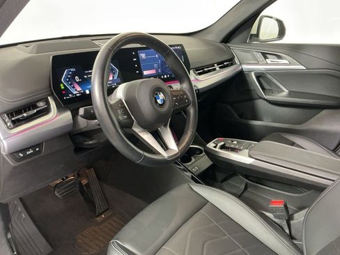 Certified 2025 BMW X1 xDrive28i w/ Technology Package image 21