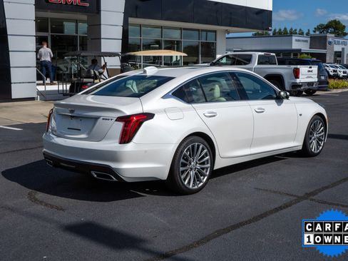 Used 2025 Cadillac CT5 Premium Luxury image 3