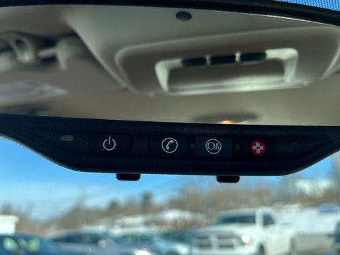 Used 2011 Chevrolet Impala LT w/ Luxury Edition Package image 17