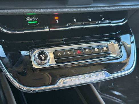 Used 2023 Lincoln Corsair Standard w/ Equipment Group 101A image 24