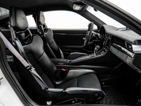Used 2016 Porsche 911 GT3 RS RWD image 58