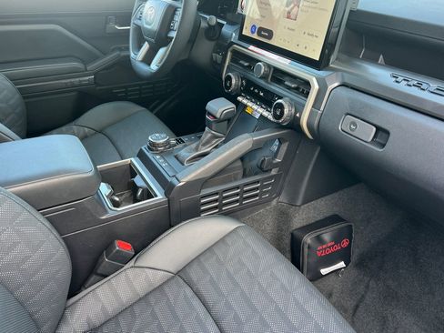 New 2026 Toyota Tacoma TRD Off-Road image 17