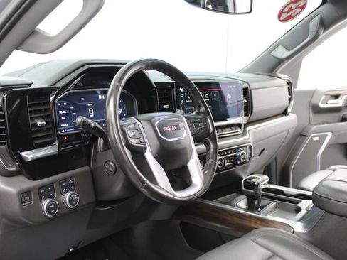 Used 2023 GMC Sierra 1500 SLT w/ SLT Premium Package AWD/4WD image 20