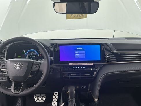 New 2026 Toyota Camry SE w/ Multimedia Upgrade Package FWD image 9