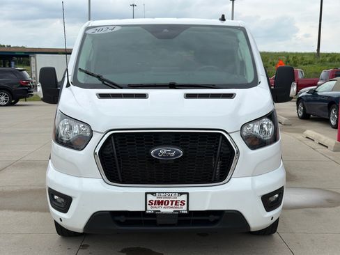 Used 2024 Ford Transit 350 XLT RWD image 3