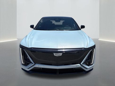 New 2026 Cadillac Lyriq V AWD/4WD image 2