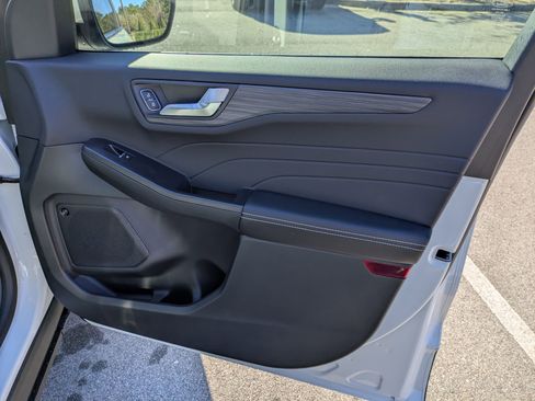 New 2026 Ford Escape Platinum w/ Premium Technology Package image 39