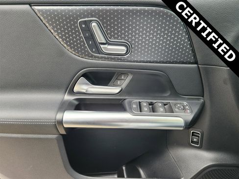 Certified 2025 Mercedes-Benz GLA 250 image 22