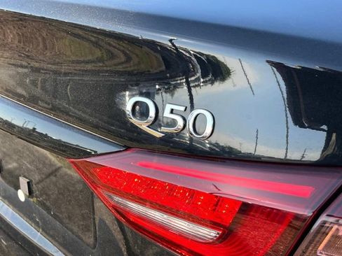 Used 2023 INFINITI Q50 Sensory image 12