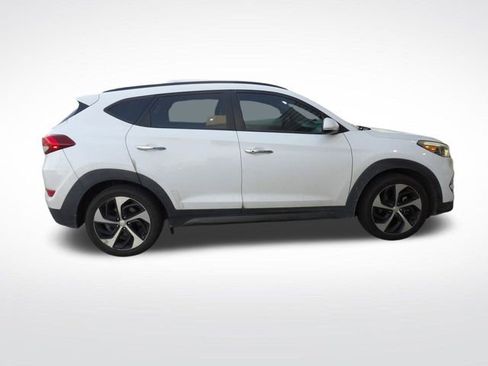 Used 2016 Hyundai Tucson Limited w/ Option Group 03 image 15