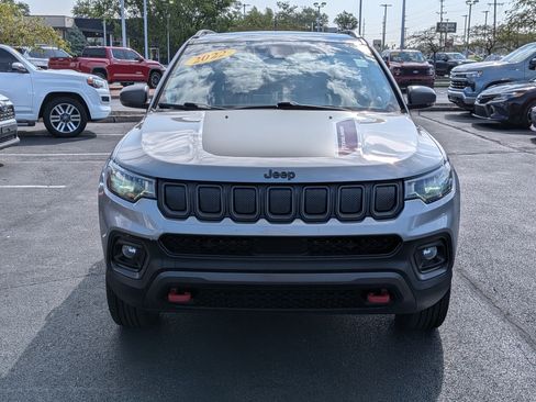 Used 2022 Jeep Compass Trailhawk w/ Sun and Sound Group AWD/4WD image 2