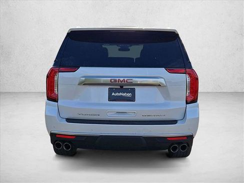 Used 2023 GMC Yukon Denali AWD/4WD image 7