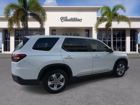 Used 2025 Honda Pilot EX-L image 15