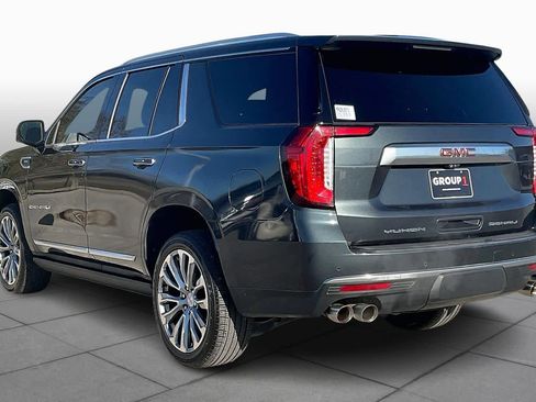 Used 2021 GMC Yukon Denali w/ Denali Premium Package image 11