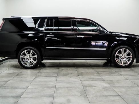Used 2015 Cadillac Escalade ESV Premium image 10