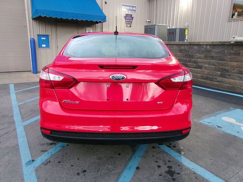 Used 2014 Ford Focus SE image 7