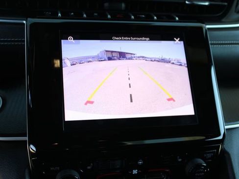 Used 2024 Jeep Grand Cherokee Altitude image 26