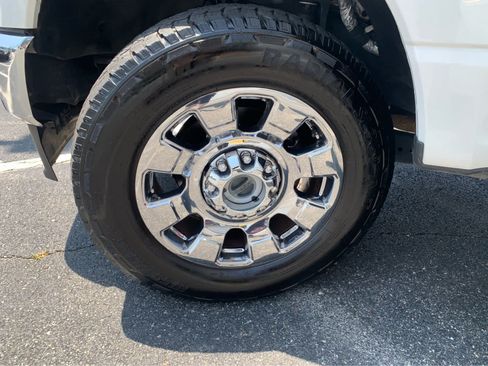 Used 2023 Ford F250 Lariat w/ Chrome Package AWD/4WD image 8