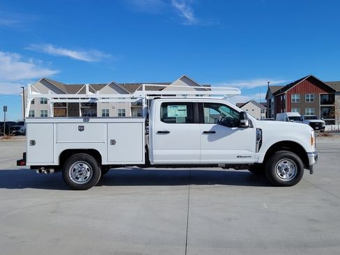 New 2026 Ford F350 XL w/ XL Chrome Package image 2