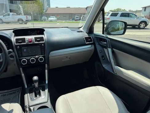 Used 2016 Subaru Forester 2.5i Touring w/ Eyesight & Navigation System AWD/4WD image 15