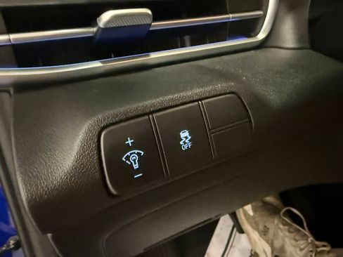 Used 2024 Hyundai Elantra SEL FWD image 39