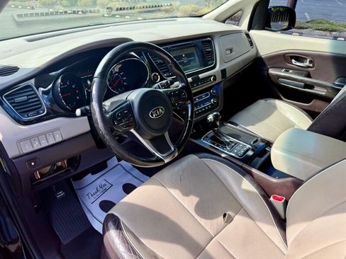 Used 2016 Kia Sedona SX Limited FWD image 8