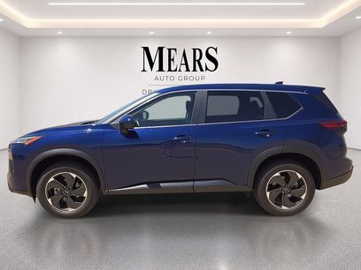 Used 2025 Nissan Rogue SV