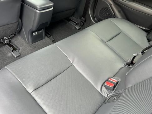 New 2026 Toyota Prius Plug-In Hybrid FWD image 18