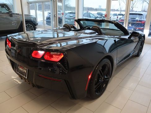 Used 2016 Chevrolet Corvette Stingray w/ Carbon Flash Badge Package image 4