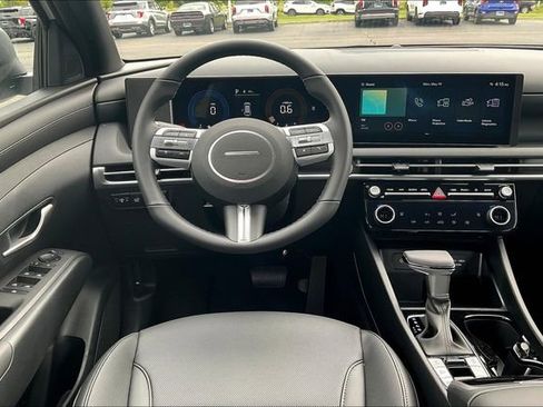 New 2025 Hyundai Tucson XRT image 13