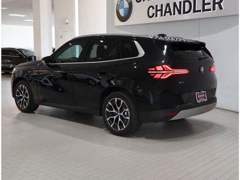 Used 2025 BMW X3 xDrive30i AWD/4WD image 5