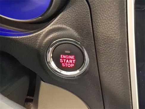 Used 2018 Subaru Outback 2.5i Limited image 28