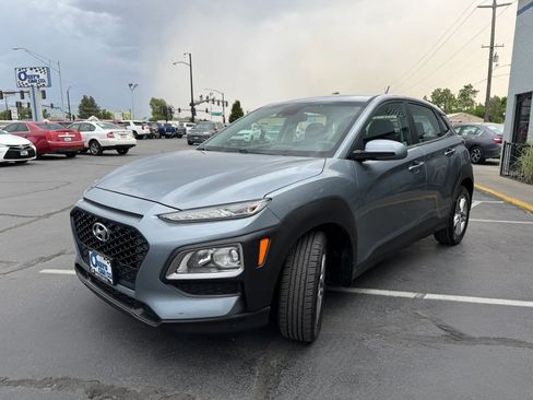 Used 2019 Hyundai Kona SE AWD/4WD image 3