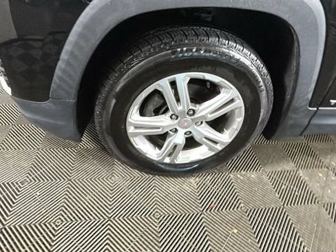 Used 2020 GMC Terrain SLE w/ Driver Convenience Package AWD/4WD image 9