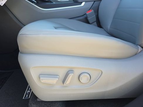 New 2026 Toyota Highlander XLE AWD/4WD image 30