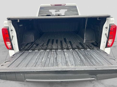 Used 2019 GMC Sierra 1500 4x4 Crew Cab w/ Convenience Package image 29