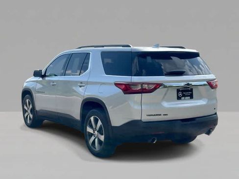 Used 2019 Chevrolet Traverse LT w/ LT Premium Package AWD/4WD image 6