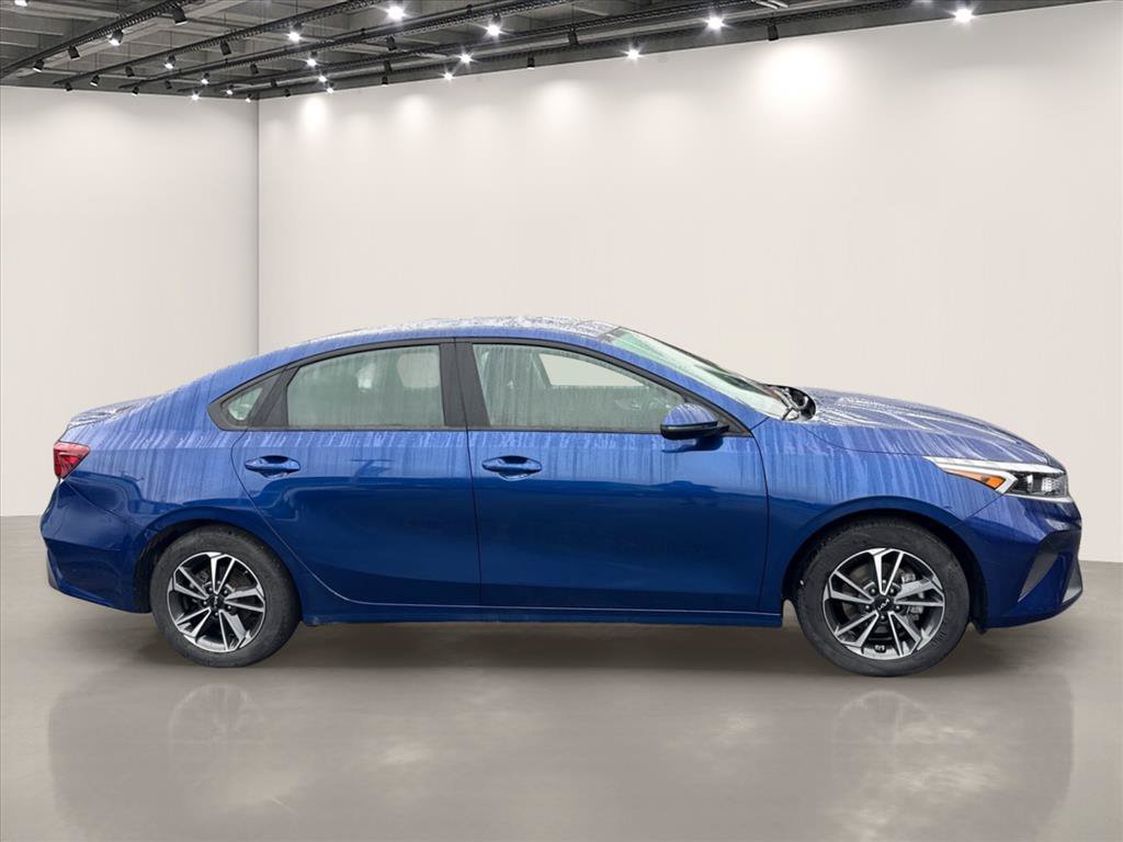 Certified 2024 Kia Forte LXS w/ LXS Technology Package FWD image 9