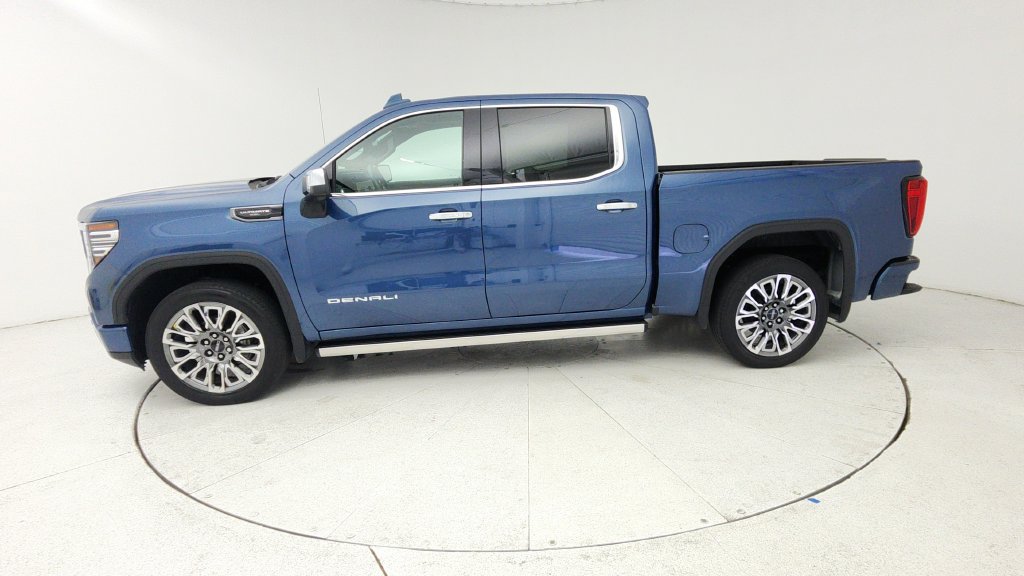 Used 2024 GMC Sierra 1500 Denali Ultimate AWD/4WD image 4