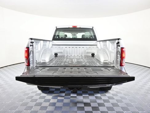 Used 2017 Ford F150 XL w/ Equipment Group 101A Mid AWD/4WD image 6