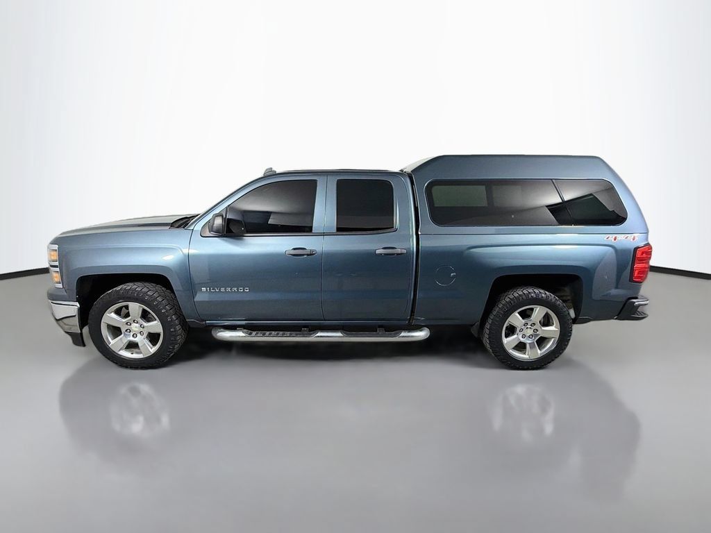 Used 2014 Chevrolet Silverado 1500 LT w/ LT Convenience Package AWD/4WD image 9