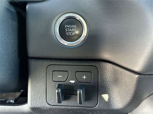 Used 2023 Toyota Tundra Platinum w/ Advanced Package image 11