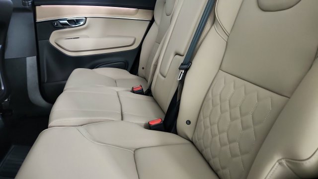 New 2026 Volvo XC90 T8 Plus w/ Protection Package Premier AWD/4WD image 30