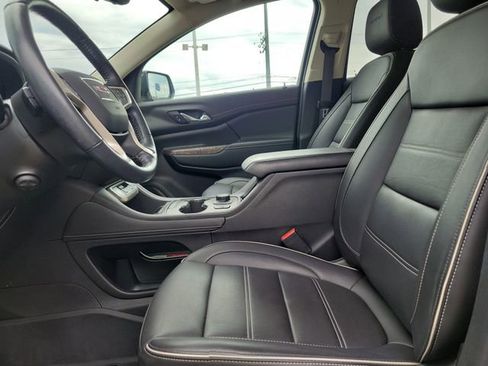 Used 2020 GMC Acadia Denali w/ Denali Ultimate Package AWD/4WD image 16