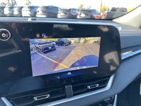 New 2026 Chevrolet Equinox LT image 36