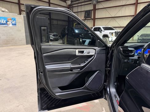 Used 2020 Ford Explorer ST AWD/4WD image 11