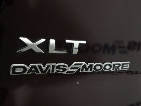 Used 2019 Ford Explorer XLT w/ Equipment Group 202A image 36